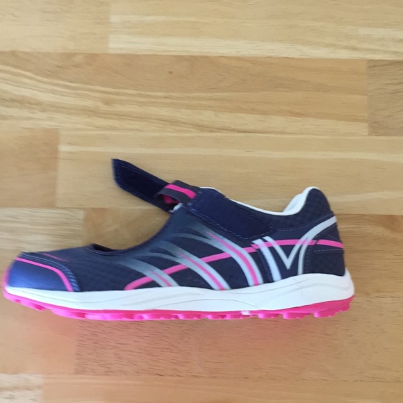 NIB 36.5 Euro Merrell Mary Jane canvas shoes - Picture 3 of 5